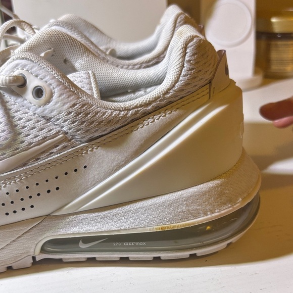 Nike Women's White and Gray Sneakers - Picture 5 of 7